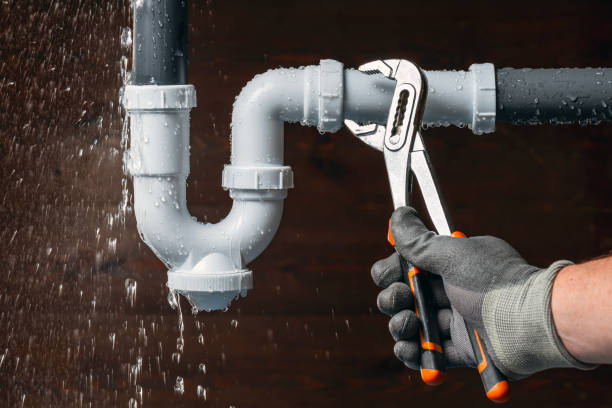 Professional Emergency Plumber technician working in Moseley, VA